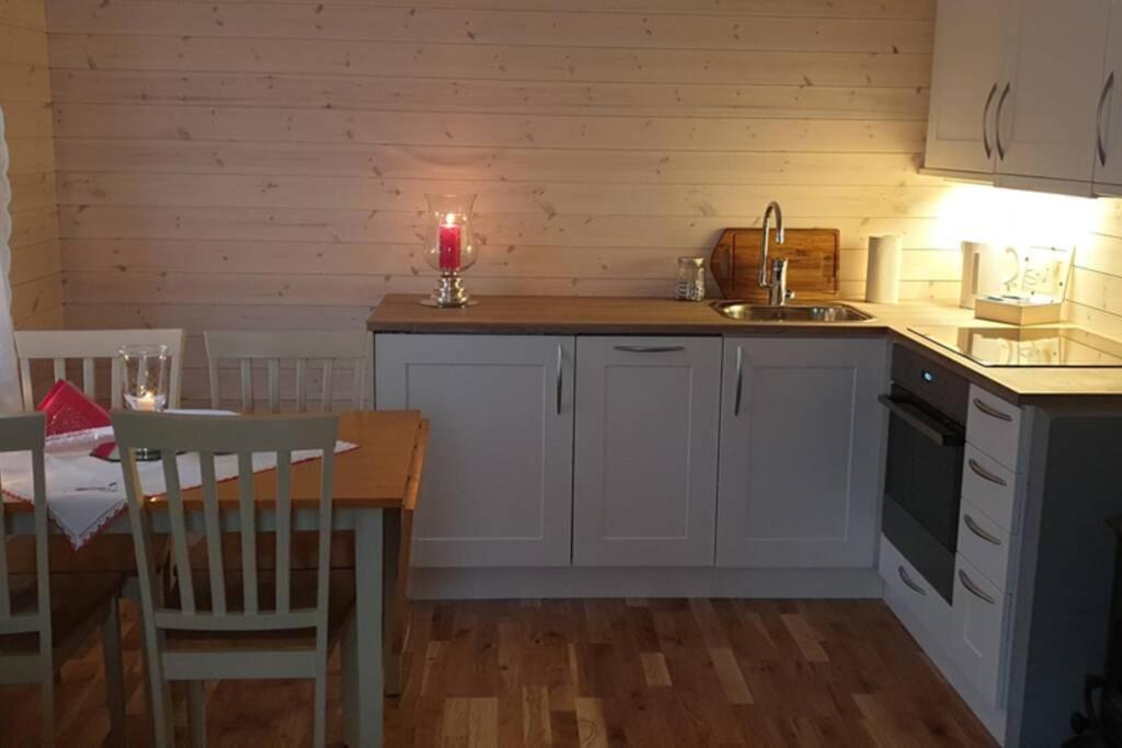 Nydelig Hytte I Kabelvag Lofoten Exterior foto